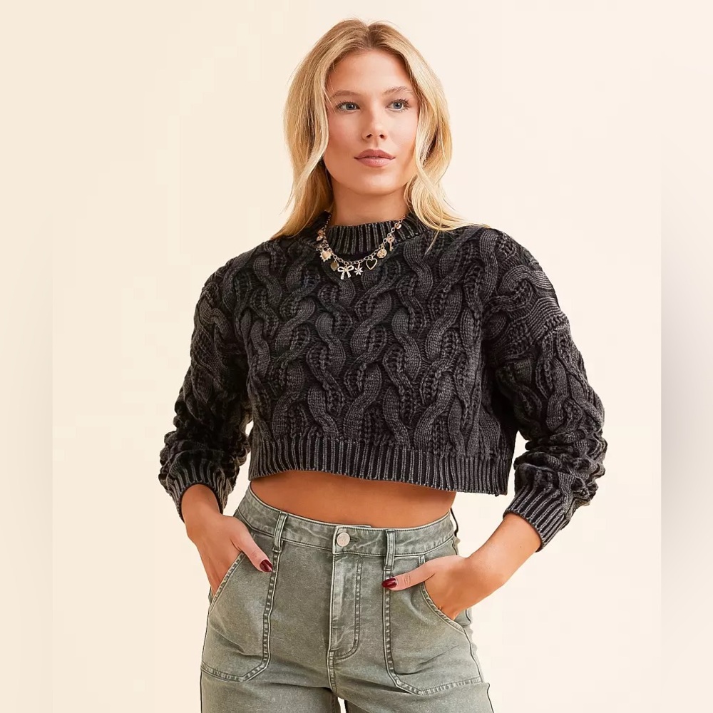 Hyfve Cropped Cable Knit Sweater Size Large *color listed is dusty rose*